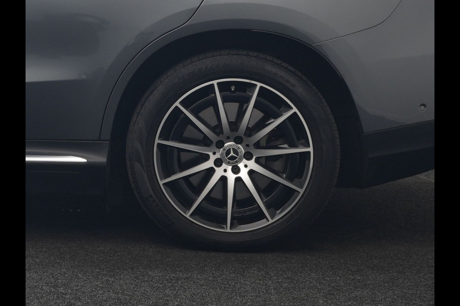 Mercedes-Benz EQC 400 4MATIC Business Solution AMG 80 kWh 408pk Dealer O.H. | Panodak | Adaptive Cruise | Head Up | 360 Camera | Burmester Audio | Lederen Sportstoelen Massage & Memory | Sfeerverlichting | Blis | Widescreen Navi | Stoelverwarming | DAB |