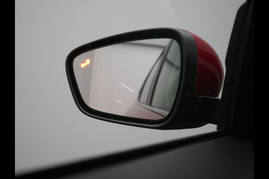 Ford Kuga 2.5 Vignale PHEV 225pk Dealer O.H. | Trekhaak Af Fabriek | Panodak | Adaptive Cruise | Head Up | Bang & Olufsen | 360 Camera | Lederen Comfortzetels Memory & Verwarmd | Keyless | Stuur Verwarmd | Blis | 20"L.M | Navigatie | Plug In Hybrid |