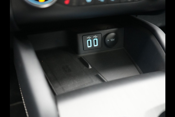 Ford Kuga 2.5 Vignale PHEV 225pk Dealer O.H. | Trekhaak Af Fabriek | Panodak | Adaptive Cruise | Head Up | Bang & Olufsen | 360 Camera | Lederen Comfortzetels Memory & Verwarmd | Keyless | Stuur Verwarmd | Blis | 20"L.M | Navigatie | Plug In Hybrid |