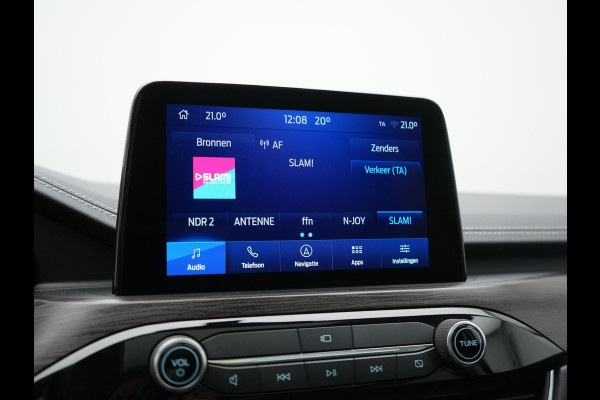 Ford Kuga 2.5 Vignale PHEV 225pk Dealer O.H. | Trekhaak Af Fabriek | Panodak | Adaptive Cruise | Head Up | Bang & Olufsen | 360 Camera | Lederen Comfortzetels Memory & Verwarmd | Keyless | Stuur Verwarmd | Blis | 20"L.M | Navigatie | Plug In Hybrid |