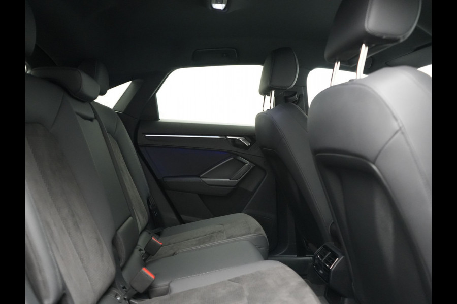 Audi Q3 Sportback 45 TFSI e 2x S Line PHEV 245pk Dealer O.H. | Trekhaak Af Fabriek | Adaptive Cruise | Matrix LED | Camera | Sonos Audio | Alcantara Sportstoelen Verwarmd | Blis | Navigatie | DAB | 20"L.M | Plug In Hybrid |
