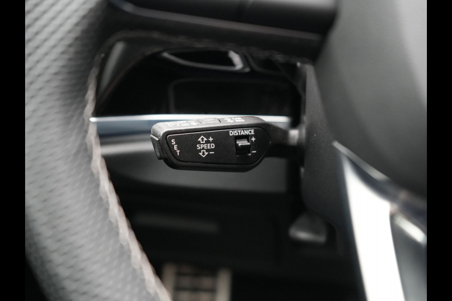 Audi Q3 Sportback 45 TFSI e 2x S Line PHEV 245pk Dealer O.H. | Trekhaak Af Fabriek | Adaptive Cruise | Matrix LED | Camera | Sonos Audio | Alcantara Sportstoelen Verwarmd | Blis | Navigatie | DAB | 20"L.M | Plug In Hybrid |