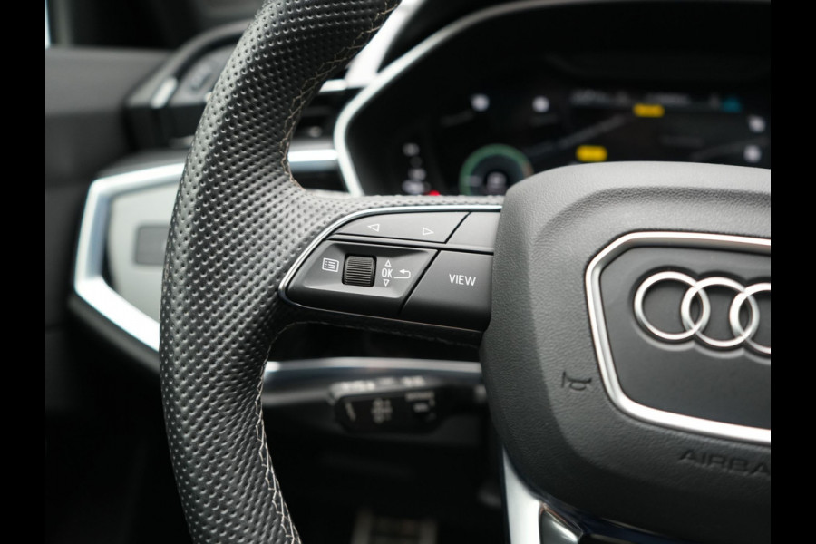 Audi Q3 Sportback 45 TFSI e 2x S Line PHEV 245pk Dealer O.H. | Trekhaak Af Fabriek | Adaptive Cruise | Matrix LED | Camera | Sonos Audio | Alcantara Sportstoelen Verwarmd | Blis | Navigatie | DAB | 20"L.M | Plug In Hybrid |