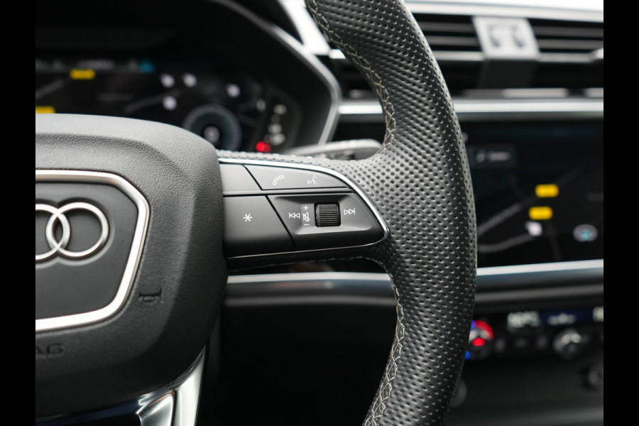 Audi Q3 Sportback 45 TFSI e 2x S Line PHEV 245pk Dealer O.H. | Trekhaak Af Fabriek | Adaptive Cruise | Matrix LED | Camera | Sonos Audio | Alcantara Sportstoelen Verwarmd | Blis | Navigatie | DAB | 20"L.M | Plug In Hybrid |