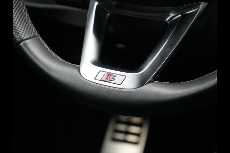 Audi Q3 Sportback 45 TFSI e 2x S Line PHEV 245pk Dealer O.H. | Trekhaak Af Fabriek | Adaptive Cruise | Matrix LED | Camera | Sonos Audio | Alcantara Sportstoelen Verwarmd | Blis | Navigatie | DAB | 20"L.M | Plug In Hybrid |