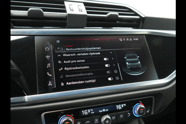 Audi Q3 Sportback 45 TFSI e 2x S Line PHEV 245pk Dealer O.H. | Trekhaak Af Fabriek | Adaptive Cruise | Matrix LED | Camera | Sonos Audio | Alcantara Sportstoelen Verwarmd | Blis | Navigatie | DAB | 20"L.M | Plug In Hybrid |