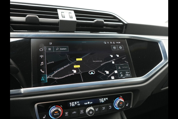 Audi Q3 Sportback 45 TFSI e 2x S Line PHEV 245pk Dealer O.H. | Trekhaak Af Fabriek | Adaptive Cruise | Matrix LED | Camera | Sonos Audio | Alcantara Sportstoelen Verwarmd | Blis | Navigatie | DAB | 20"L.M | Plug In Hybrid |