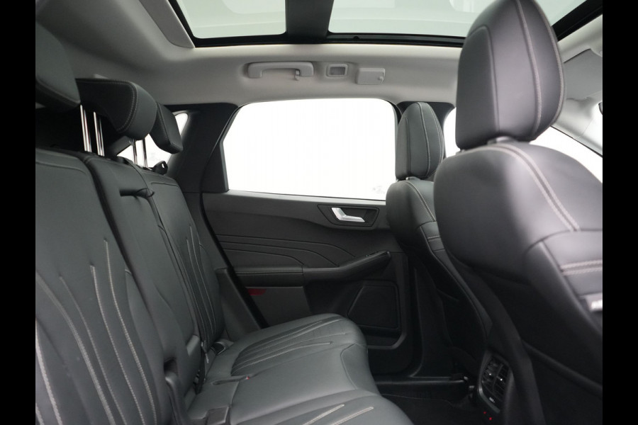 Ford Kuga 2.5 Vignale PHEV 225pk Dealer O.H. | Panodak | Adaptive Cruise | 360 Camera | Bang & Olufsen | Lederen Comfortzetels Memory & Verwarmd | Stuur Verwarmd | Keyless | Blis | Apple Carplay | Navigatie | DAB | Plug In Hybrid |