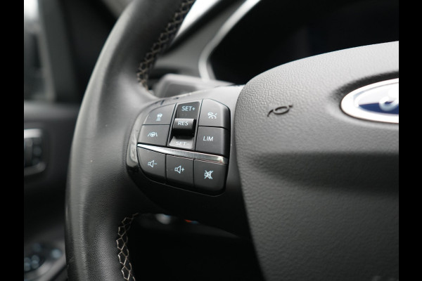 Ford Kuga 2.5 Vignale PHEV 225pk Dealer O.H. | Panodak | Adaptive Cruise | 360 Camera | Bang & Olufsen | Lederen Comfortzetels Memory & Verwarmd | Stuur Verwarmd | Keyless | Blis | Apple Carplay | Navigatie | DAB | Plug In Hybrid |