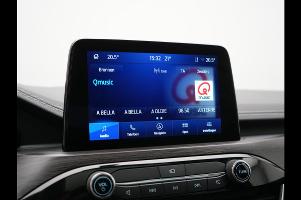 Ford Kuga 2.5 Vignale PHEV 225pk Dealer O.H. | Panodak | Adaptive Cruise | 360 Camera | Bang & Olufsen | Lederen Comfortzetels Memory & Verwarmd | Stuur Verwarmd | Keyless | Blis | Apple Carplay | Navigatie | DAB | Plug In Hybrid |