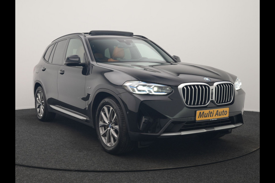 BMW X3 xDrive30e High Executive PHEV 293pk Dealer O.H. | Trekhaak Af Fabriek | Panodak | Head Up | 360 Camera | Laser LED | Lederen Sportstoelen Memory & Verwarmd | Sfeerverlichting | Apple Carplay | Blis | Keyless | Navigatie | DAB | Plug In Hybrid |