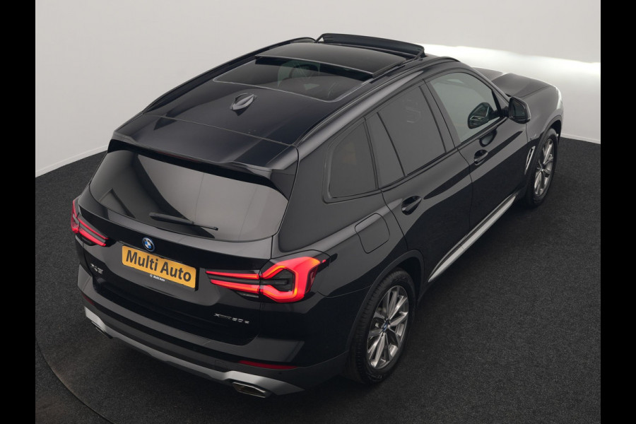 BMW X3 xDrive30e High Executive PHEV 293pk Dealer O.H. | Trekhaak Af Fabriek | Panodak | Head Up | 360 Camera | Laser LED | Lederen Sportstoelen Memory & Verwarmd | Sfeerverlichting | Apple Carplay | Blis | Keyless | Navigatie | DAB | Plug In Hybrid |