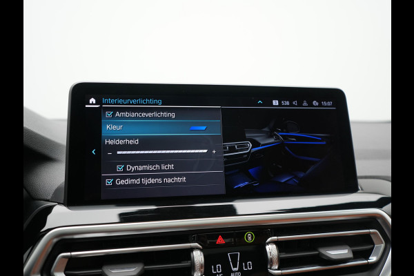 BMW X3 xDrive30e High Executive PHEV 293pk Dealer O.H. | Trekhaak Af Fabriek | Panodak | Head Up | 360 Camera | Laser LED | Lederen Sportstoelen Memory & Verwarmd | Sfeerverlichting | Apple Carplay | Blis | Keyless | Navigatie | DAB | Plug In Hybrid |