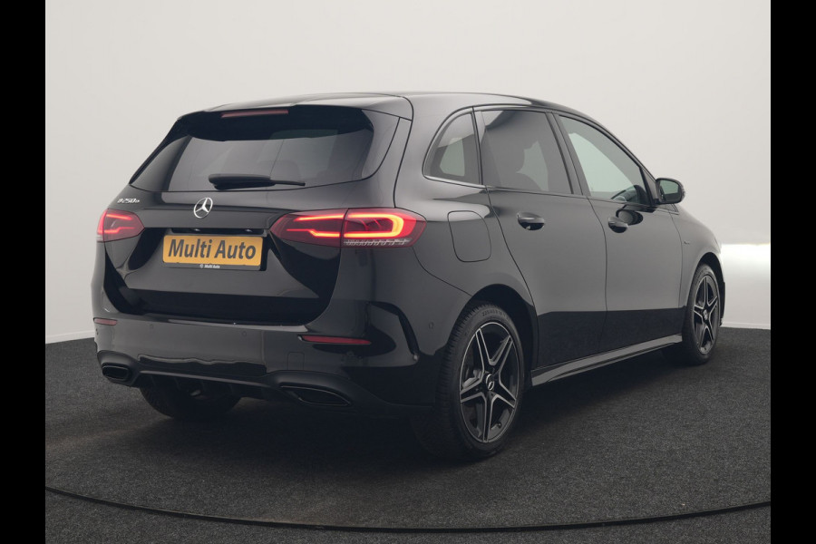 Mercedes-Benz B-Klasse 250 e Business Solution AMG Limited PHEV 218pk Dealer O.H. | Burmester Audio | Alcantara Sportstoelen Verwarmd | Camera | Sfeerverlichting | Apple Carplay | Widescreen Navigatie | DAB | Plug In Hybrid |
