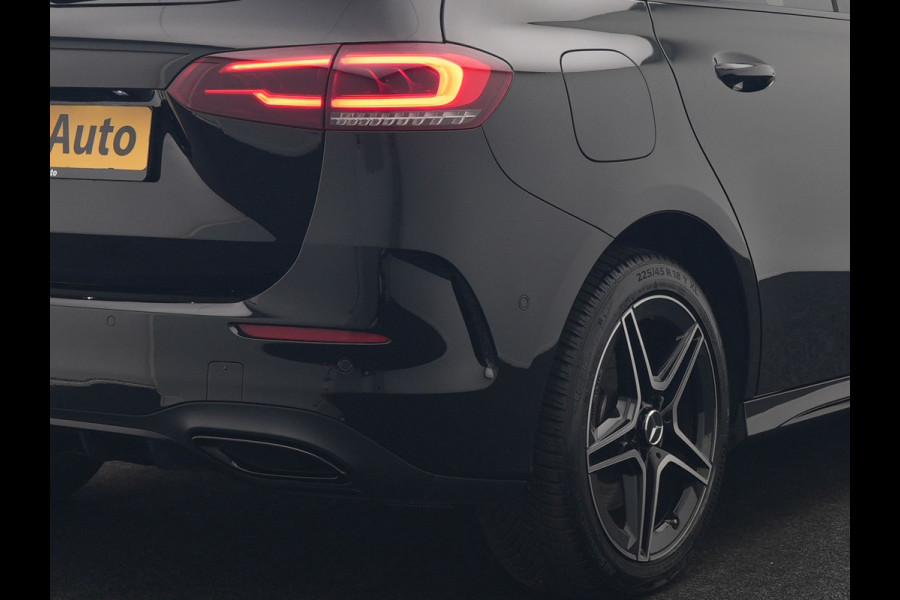 Mercedes-Benz B-Klasse 250 e Business Solution AMG Limited PHEV 218pk Dealer O.H. | Burmester Audio | Alcantara Sportstoelen Verwarmd | Camera | Sfeerverlichting | Apple Carplay | Widescreen Navigatie | DAB | Plug In Hybrid |