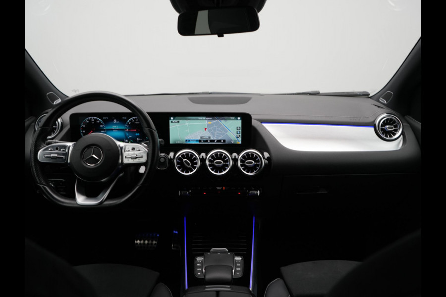 Mercedes-Benz B-Klasse 250 e Business Solution AMG Limited PHEV 218pk Dealer O.H. | Burmester Audio | Alcantara Sportstoelen Verwarmd | Camera | Sfeerverlichting | Apple Carplay | Widescreen Navigatie | DAB | Plug In Hybrid |