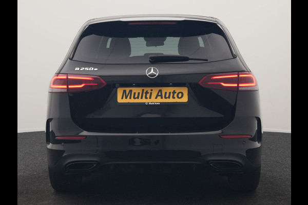 Mercedes-Benz B-Klasse 250 e Business Solution AMG Limited PHEV 218pk Dealer O.H. | Burmester Audio | Alcantara Sportstoelen Verwarmd | Camera | Sfeerverlichting | Apple Carplay | Widescreen Navigatie | DAB | Plug In Hybrid |