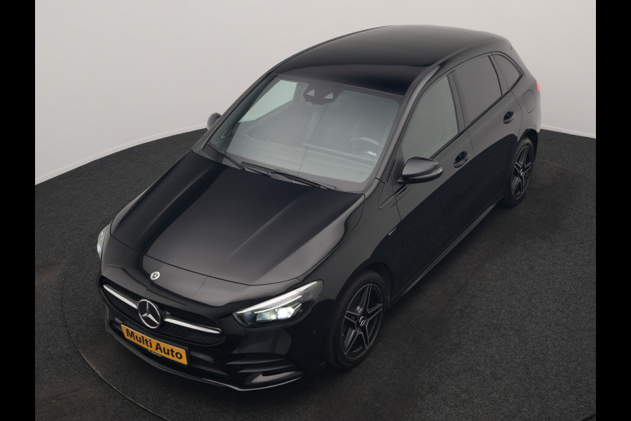 Mercedes-Benz B-Klasse 250 e Business Solution AMG Limited PHEV 218pk Dealer O.H. | Burmester Audio | Alcantara Sportstoelen Verwarmd | Camera | Sfeerverlichting | Apple Carplay | Widescreen Navigatie | DAB | Plug In Hybrid |