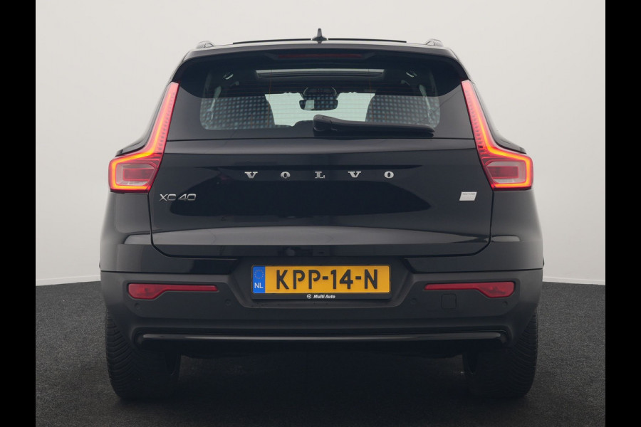 Volvo XC40 Ultimate Recharge Pure 70 kWh 231pk Dealer O.H. | Trekhaak Af Fabriek | Panodak | Adaptive Cruise | 360 Camera | Harman / Kardon | Alcantara Sportstoelen Memory & Verwarmd | Keyless | Blis | Apple Carplay | Google Assistent | DAB |