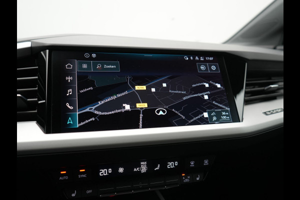 Audi Q4 e-tron 45 Quattro Edition 77 kWh 265pk Dealer O.H. | Trekhaak Af Fabriek | Stoelverwarming | Navigatie | Lane Assist | Virtual Cockpit | DAB | 19"L.M |