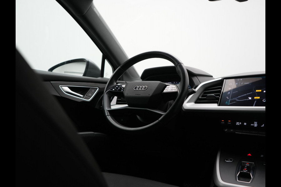 Audi Q4 e-tron 45 Quattro Edition 77 kWh 265pk Dealer O.H. | Trekhaak Af Fabriek | Stoelverwarming | Navigatie | Lane Assist | Virtual Cockpit | DAB | 19"L.M |