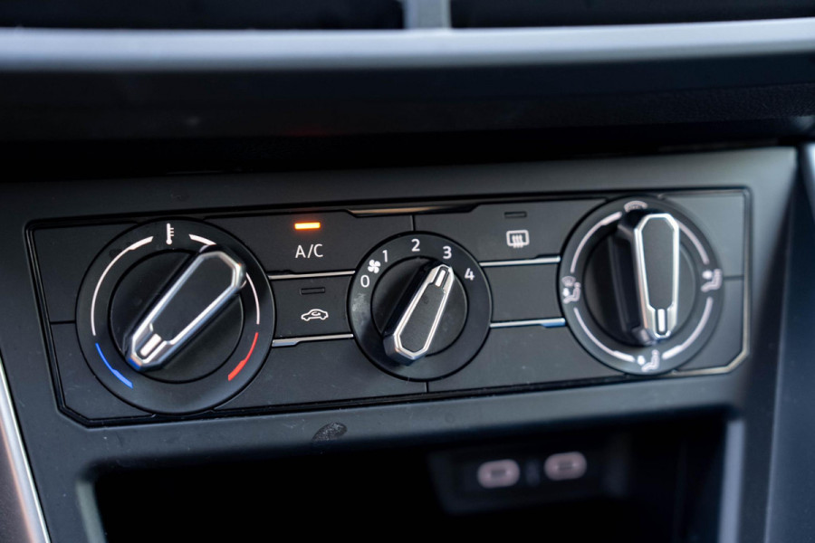 Volkswagen Taigo 1.0 TSI Life | Camera | Airco | Carplay