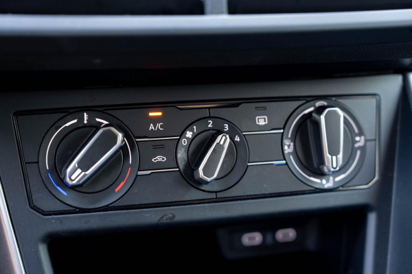 Volkswagen Taigo 1.0 TSI Life | Camera | Airco | Carplay