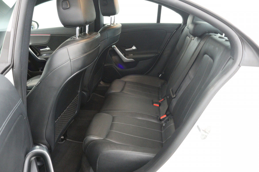 Mercedes-Benz CLA-Klasse 250 e Business Solution Luxury Limited (SFEERVERLICHTING, CAMERA, PDC, LED, 1e EIGENAAR)