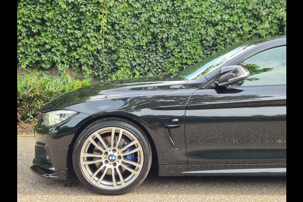 BMW 4 Serie Coupé 420i M Sport High Executive Schuifdak H&K Apple CarPlay Virtual dash NAP M Remmerij 100% OH 420i High Executive