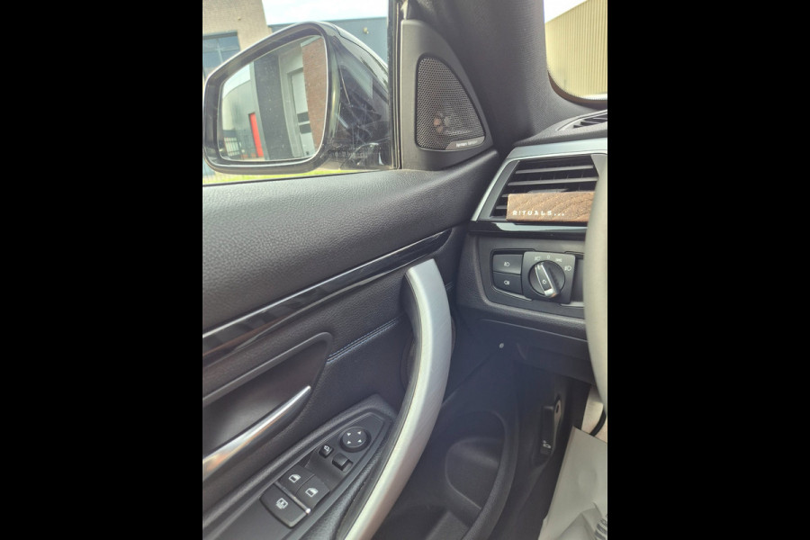 BMW 4 Serie Coupé 420i M Sport High Executive Schuifdak H&K Apple CarPlay Virtual dash NAP M Remmerij 100% OH 420i High Executive
