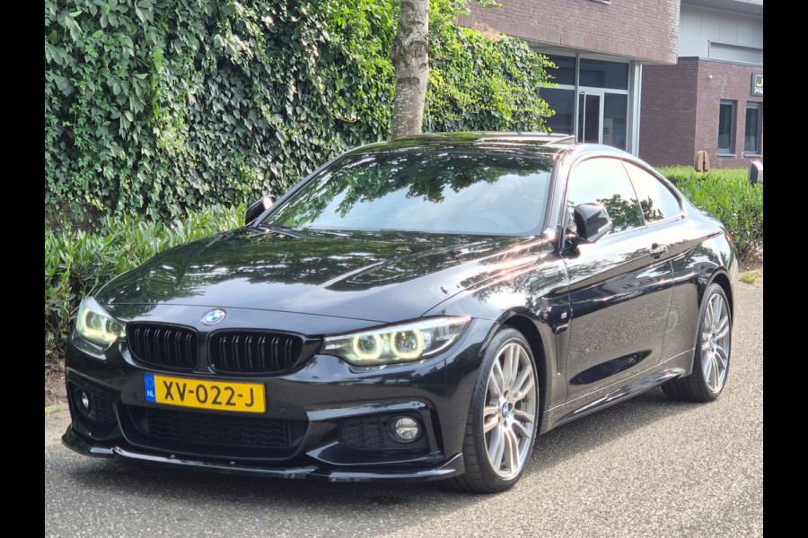 BMW 4 Serie Coupé 420i M Sport High Executive Schuifdak H&K Apple CarPlay Virtual dash NAP M Remmerij 100% OH 420i High Executive