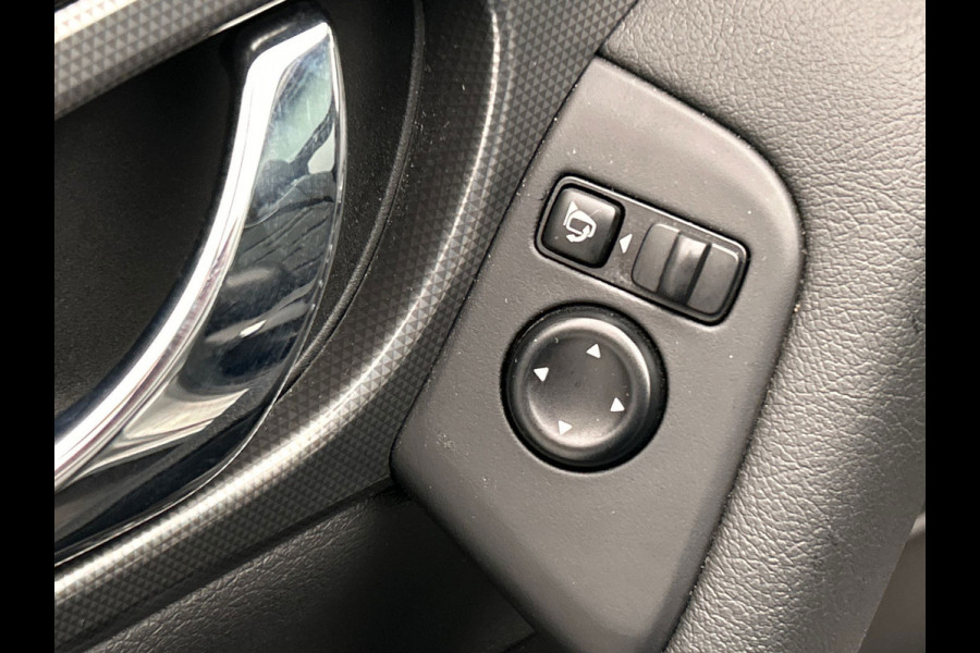 Nissan QASHQAI 1.3 DIG-T Premium Edition | Leder | Lane-Assist | 360 Camera | Keyless | Panoramadak | Stoelverwarming |