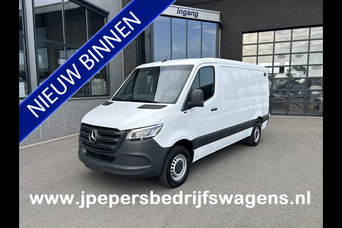 Mercedes-Benz Sprinter 317 CDI L2 H1 LED / 360 Camera / Distronic / MBUX / Navigatiesysteem / Parkeersensoren / Airco / 270 Graden achterdeuren