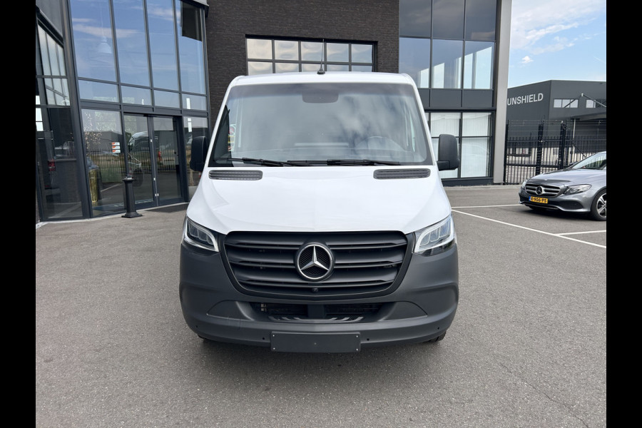 Mercedes-Benz Sprinter 317 CDI L2 H1 LED / 360 Camera / Distronic / MBUX / Navigatiesysteem / Parkeersensoren / Airco / 270 Graden achterdeuren
