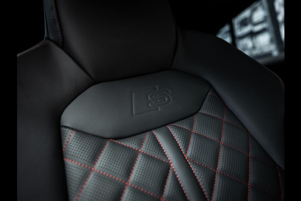 Audi Q8 TFSI 250 kW quatt tiptr S line business Z.G.A.N Q8 55 Hybride FULL OPTIONS!!! Uniek