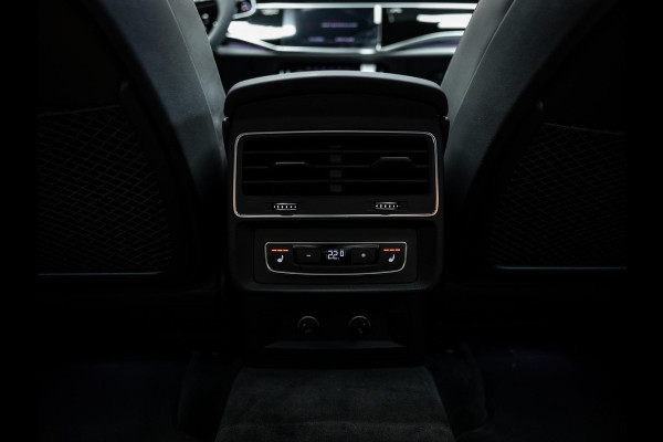 Audi Q8 TFSI 250 kW quatt tiptr S line business Z.G.A.N Q8 55 Hybride FULL OPTIONS!!! Uniek
