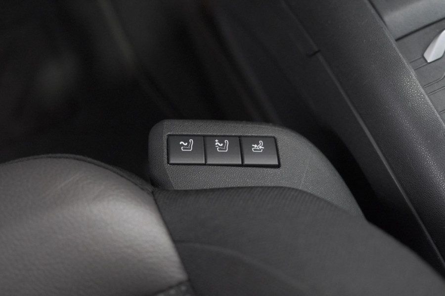 Citroën C4 Picasso PureTech 130 EAT6 Shine | Elektrische Kofferklep | Dodehoekdetectie | Massage Functie | Camera