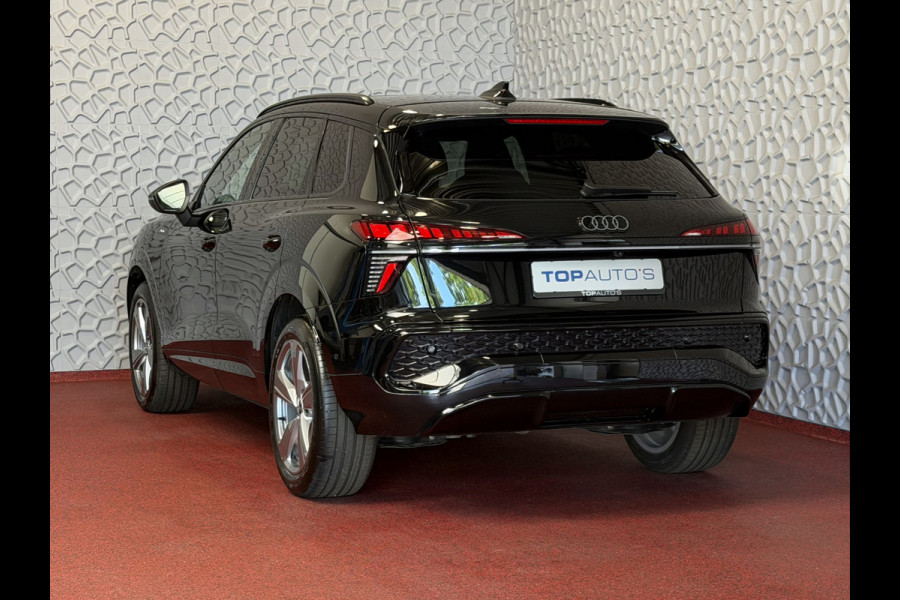 Audi Q3 35 TFSI S-EDITION MILD HYBRID ZONDER STEKKER AUDI.TREKHAAK LEER PANO SCHUIFDAK ELEK.KLEP