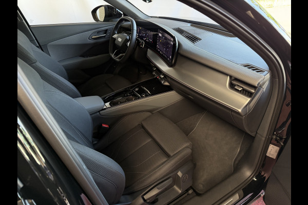 Audi Q3 35 TFSI S-EDITION MILD HYBRID ZONDER STEKKER AUDI.TREKHAAK LEER PANO SCHUIFDAK ELEK.KLEP