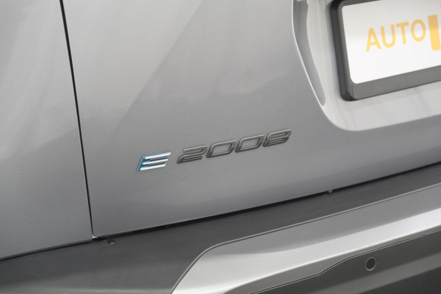 Peugeot e-2008 EV GT 50 kWh | 3 Fase | 360 Camera | Adaptieve Cruise Control | Dodehoekdetectie | SOH=100%
