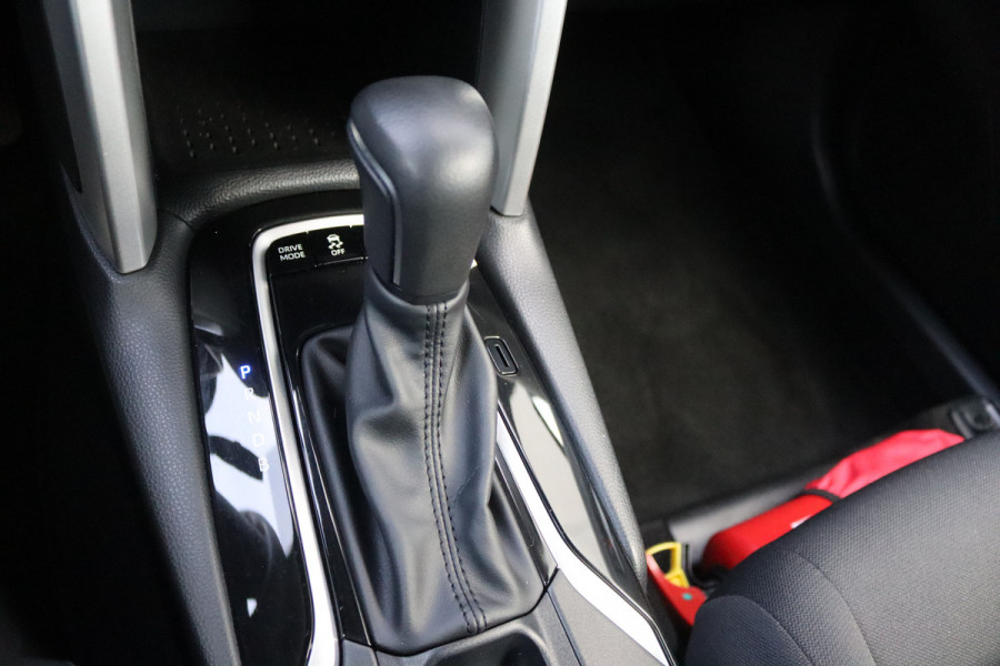 Toyota Corolla Cross Hybrid 140PK Automaat Carplay-android/Parkeerhulp/Camera/Dodehoek/Keyfree