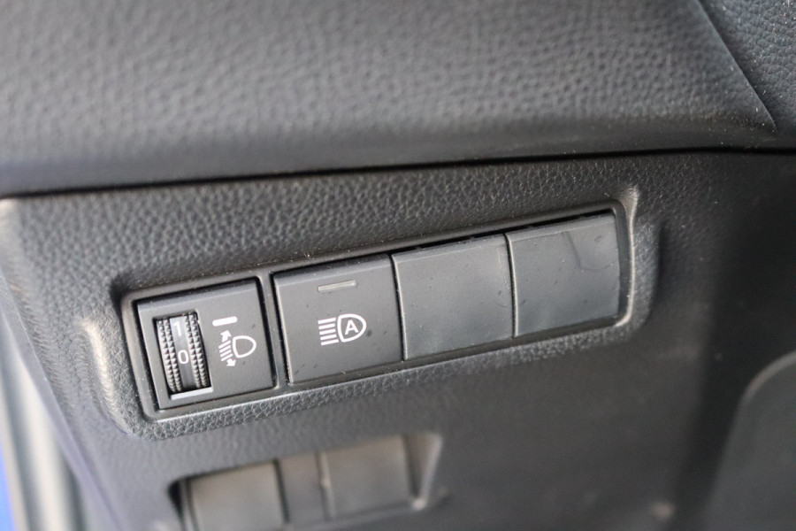 Toyota Corolla Cross Hybrid 140PK Automaat Carplay-android/Parkeerhulp/Camera/Dodehoek/Keyfree