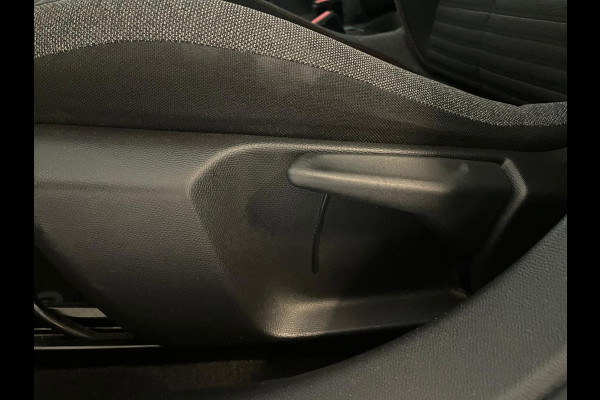 Peugeot 208 1.2 PureTech Active AIRCO CLIMA NAVI CRUISE APPLE CARPLAY ANDROID AUTO BLUETOOTH MULTI STUUR PDC ZEER NETTE AUTO