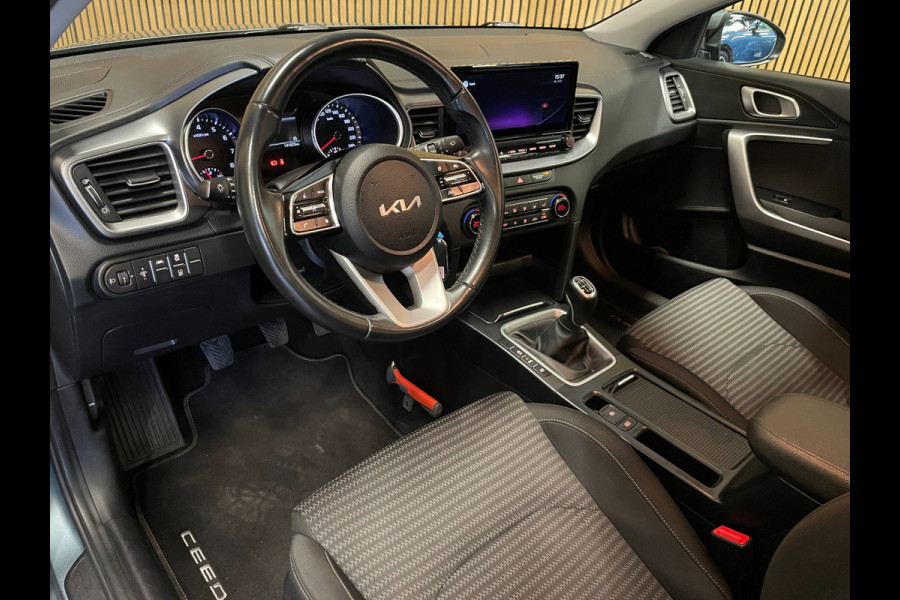 Kia Ceed Sportswagon 1.5 T-GDi DynamicLine|160PK|TREKHAAK|CARPLAY|CAMERA|CRUISE|CLIMATE|NAVIGATIE|NL-AUTO|NAP|INCL.BTW|1e EIG|