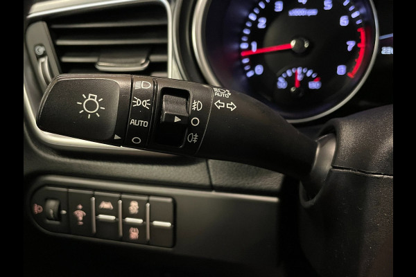 Kia Ceed Sportswagon 1.5 T-GDi DynamicLine|160PK|TREKHAAK|CARPLAY|CAMERA|CRUISE|CLIMATE|NAVIGATIE|NL-AUTO|NAP|INCL.BTW|1e EIG|