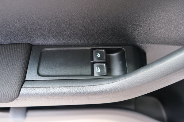 Škoda Fabia Combi 1.0 TSI Active - N.A.P. Airco, Cruise, Trekhaak.