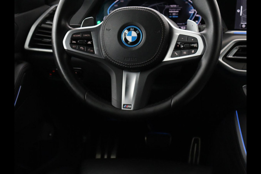 BMW X5 xDrive45e Executive M-sport | SOH 90.1% | Luchtvering | Elek. Trekhaak | Adaptive cruise | Memory | Camera | Carplay | Sfeerverlichting | Full LED | Getint glas | 20