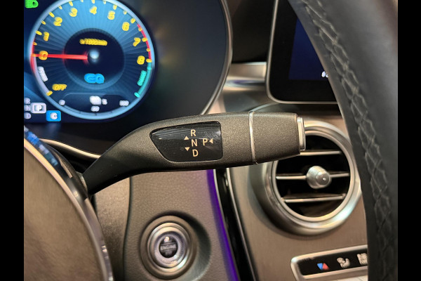 Mercedes-Benz GLC 300e 4MATIC AMG Line 19"/Luchtvering/Matrix LED/Keyless/Memory + stoelverwarming/Sfeerverlichting/Elektrische klep/Apple Carplay & Android Auto