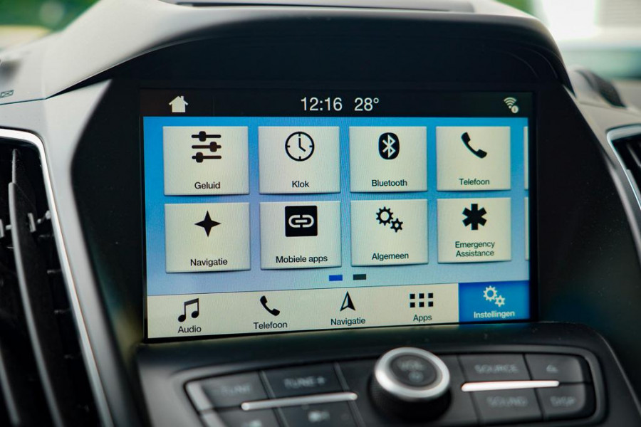 Ford C-MAX 1.5 Titanium / Trekhaak / Carplay / NL Auto / Dealeronderhoud / 4 Cilinder