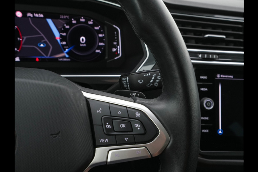 Volkswagen Tiguan 1.5 TSI Life Business Mild-Hybrid (INCL-BTW) Aut. *FULL-LED | ERGONOMIC-SPORTSEATS | KEYLESS | DAB | CARPLAY | ADAPTIVE-CRUISE | PRIVACY-GLASS | NAVI-FULLMAP | DIGI-COCKPIT | SHIFTPADDLES | ECC | HEATED-SEATS | PDC | TOWBAR |